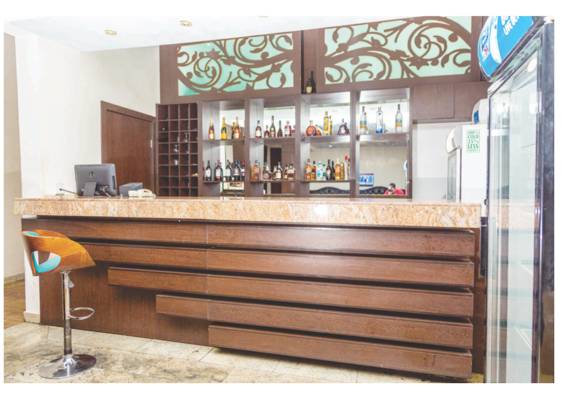 Bar Gallery Image